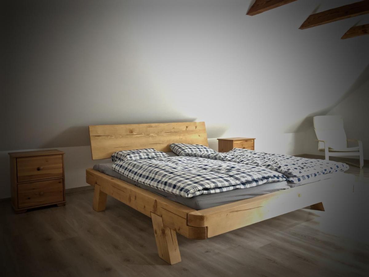 Mezonetovy Apartman S Terasou Na Samote V Lese Vlkava Екстер'єр фото